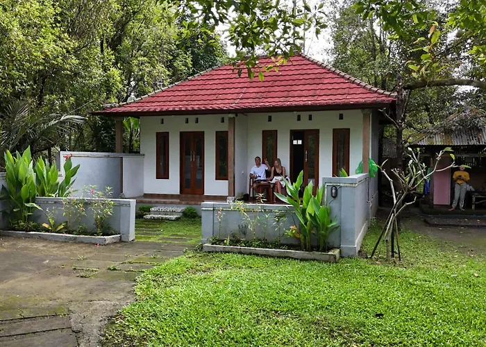 Jepun Lemukih Privatunterkunft *
